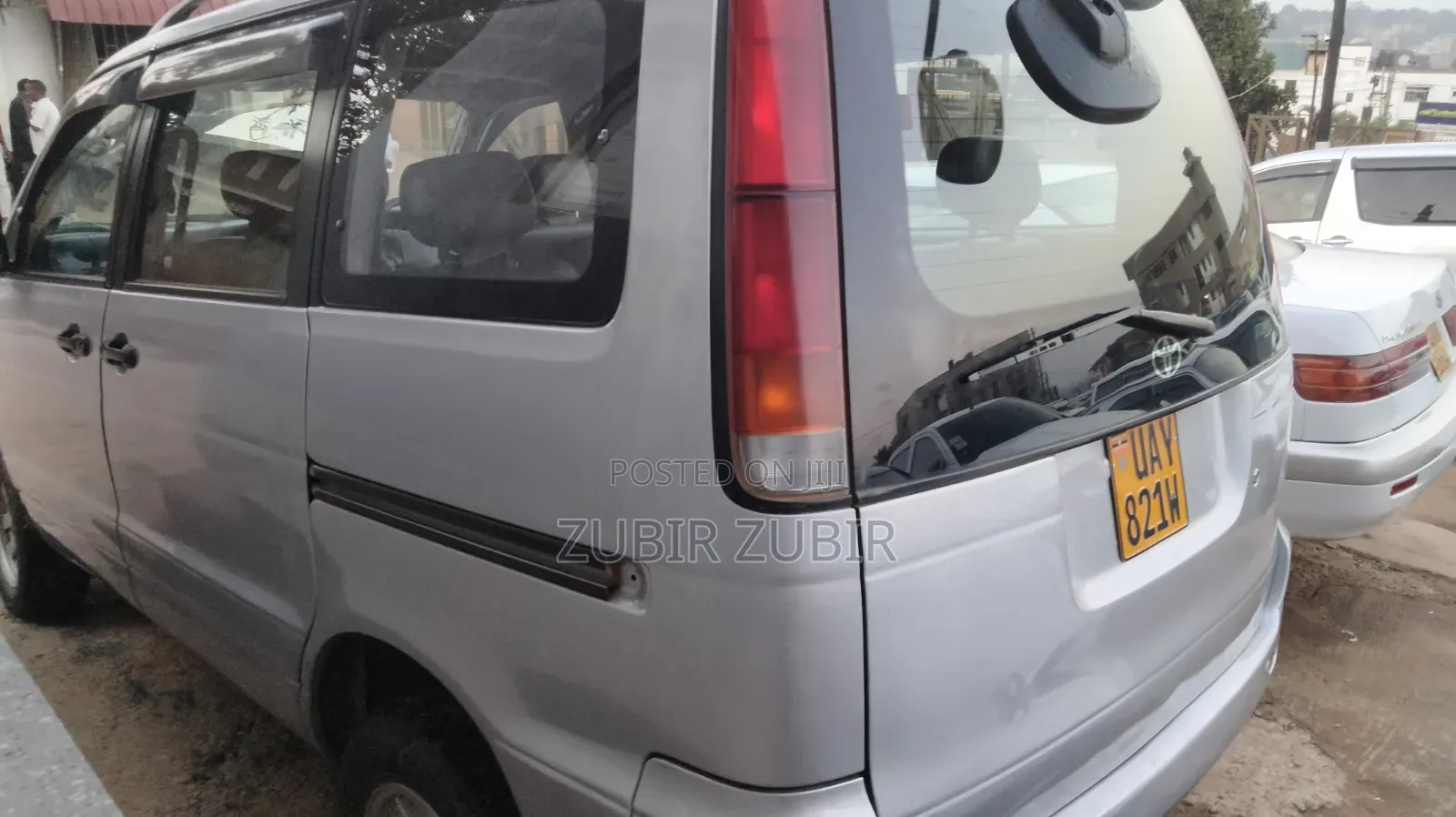 Toyota Noah 2001 Silver