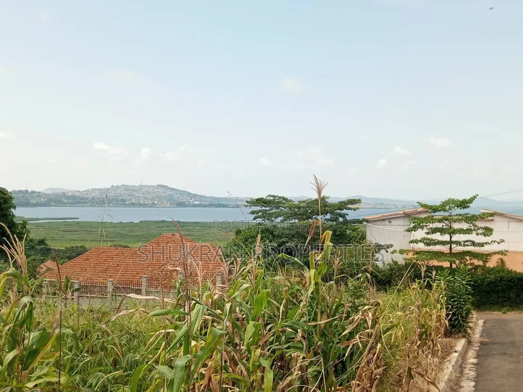 Clear Lake Plots for Sale