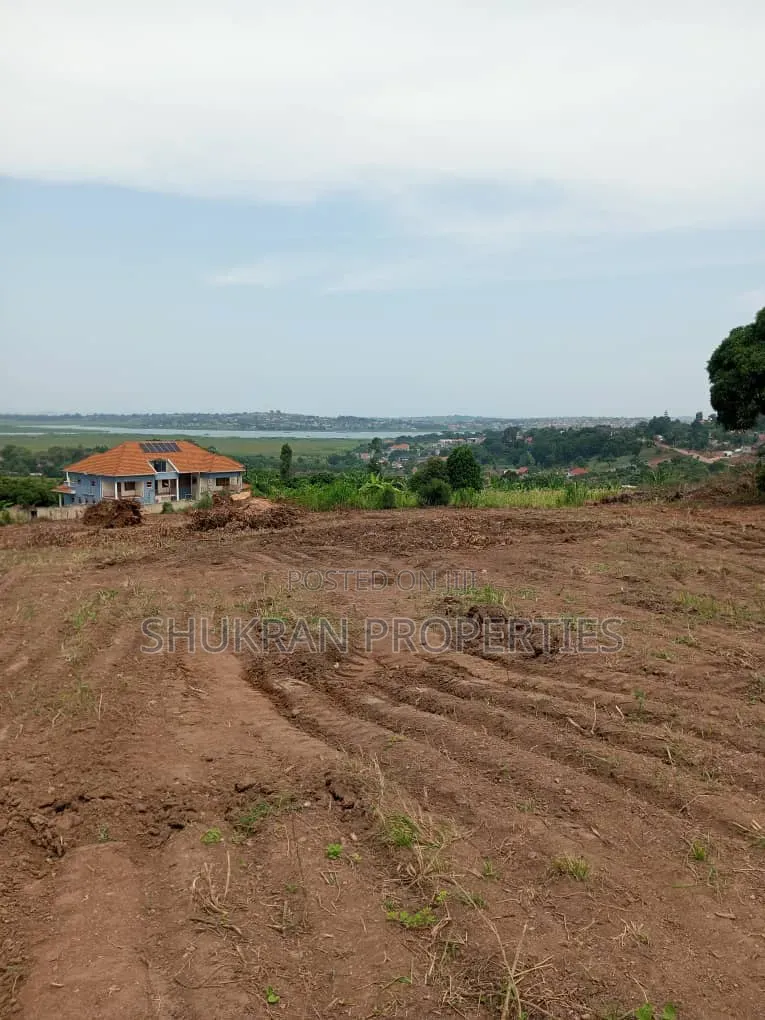 Clear Lake Plots for Sale