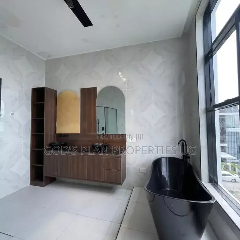 4bdrm Apartment in Munyonyo Estate, Makindye for rent