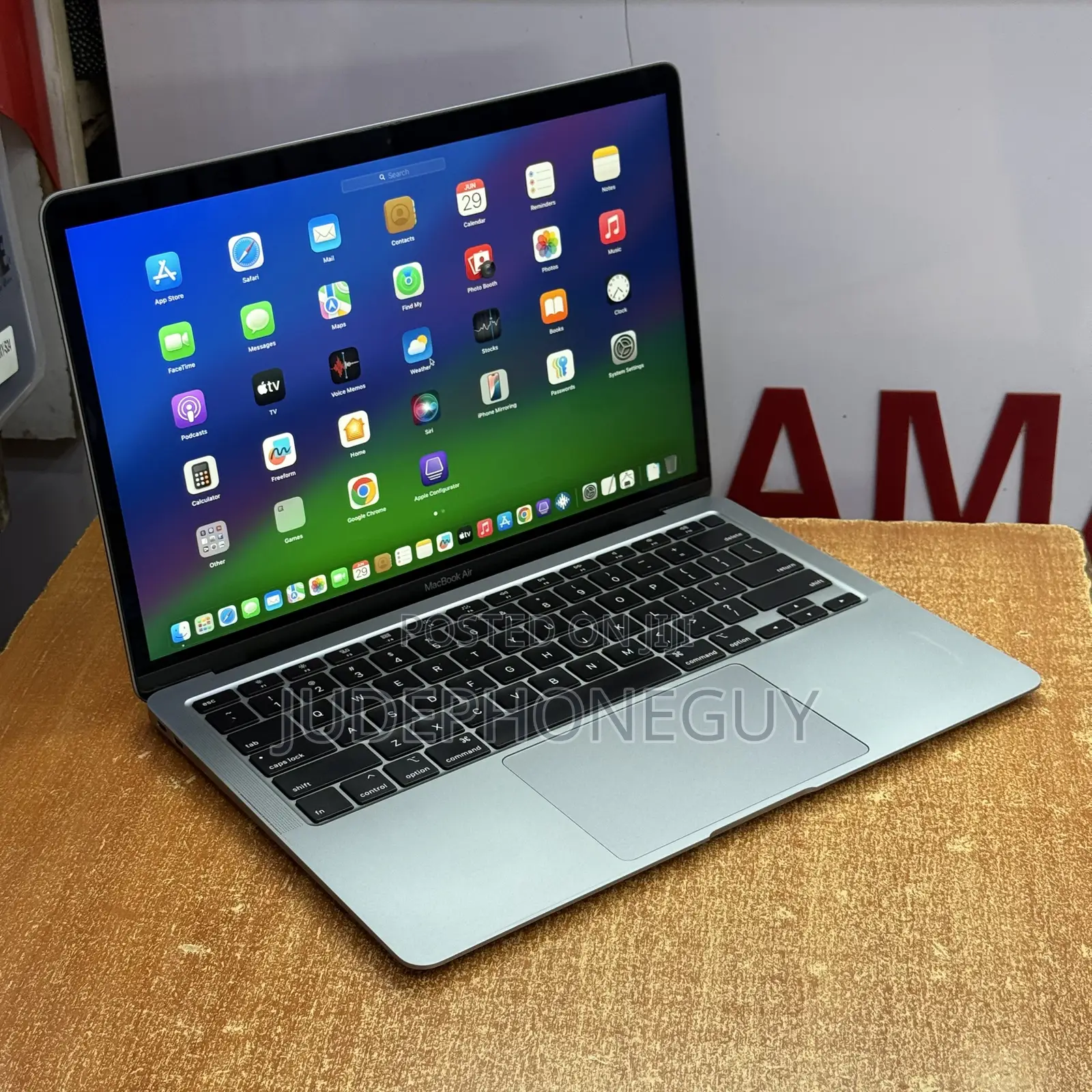Laptop Apple MacBook Air 2020 8GB Intel Core i5 SSD 512GB