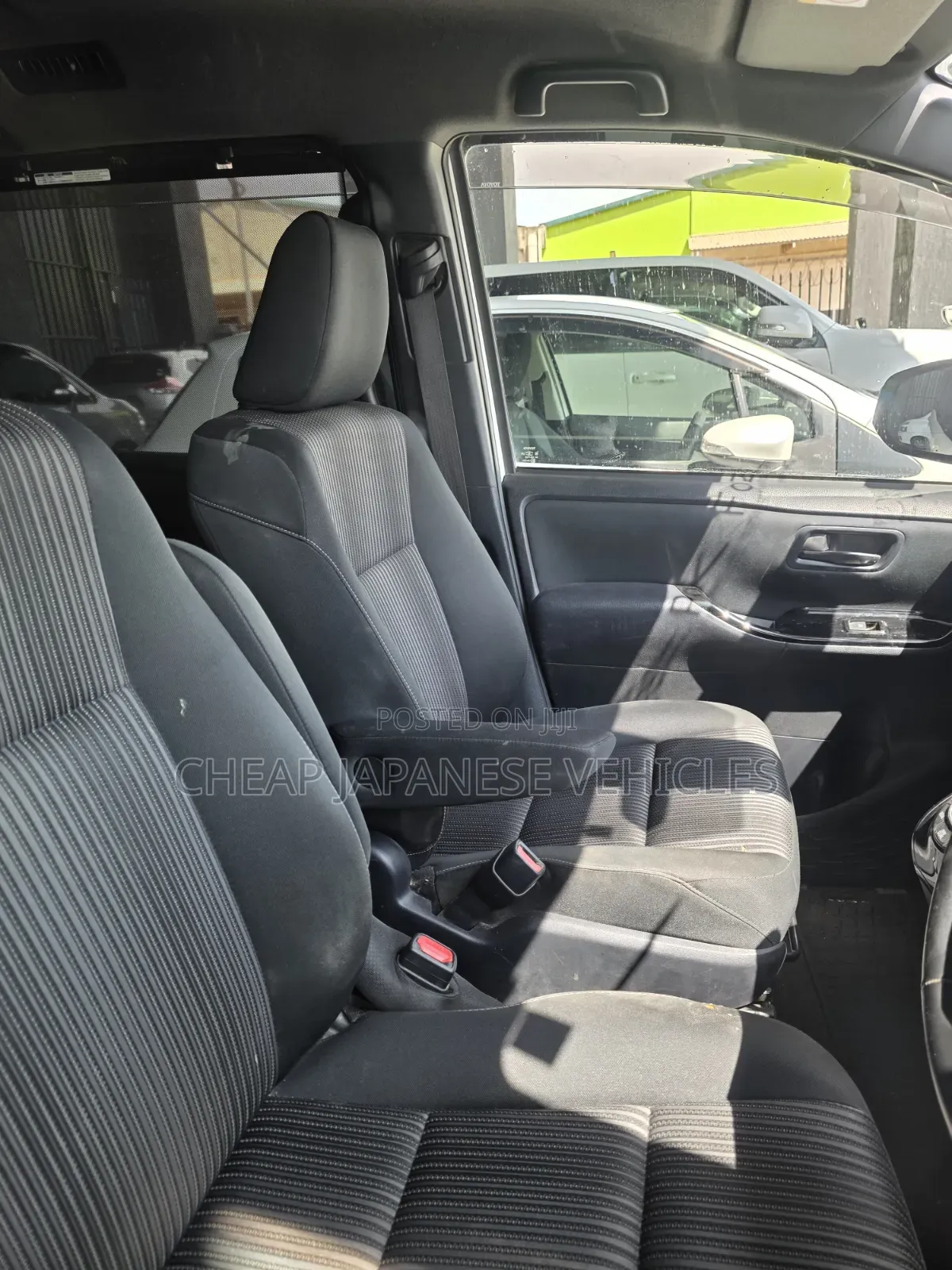 Toyota Voxy 2017 White