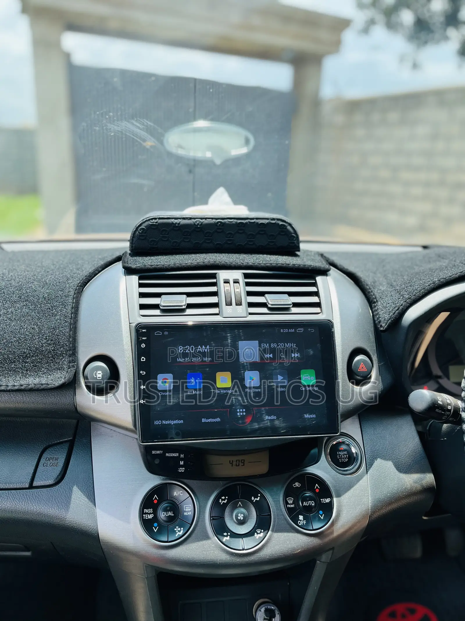 Vanguard Original Android Radio
