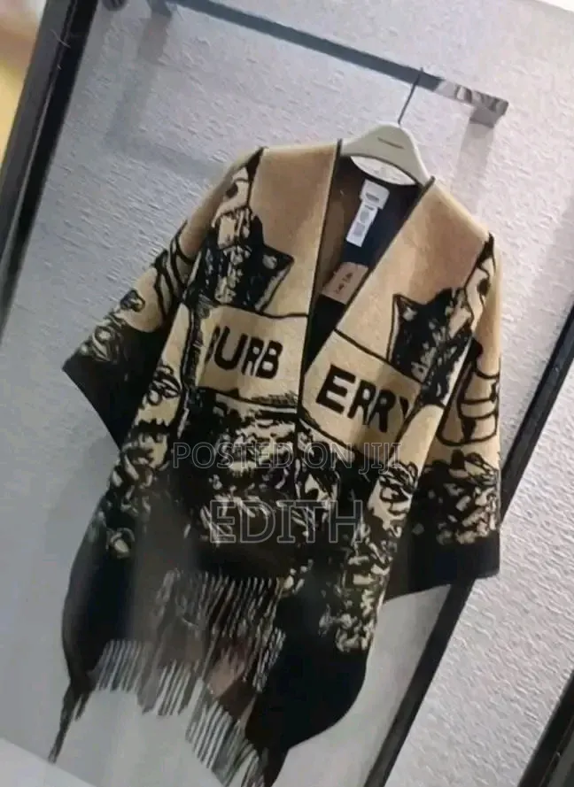 Ladies' Sweater Ponches