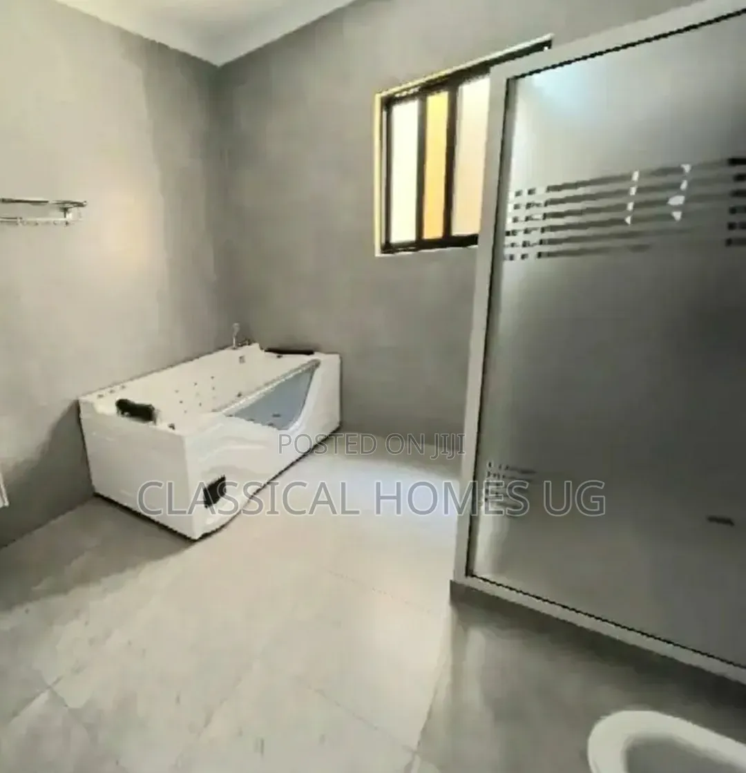 4bdrm Duplex in Lubowa Entebbe Road, Central Division for rent