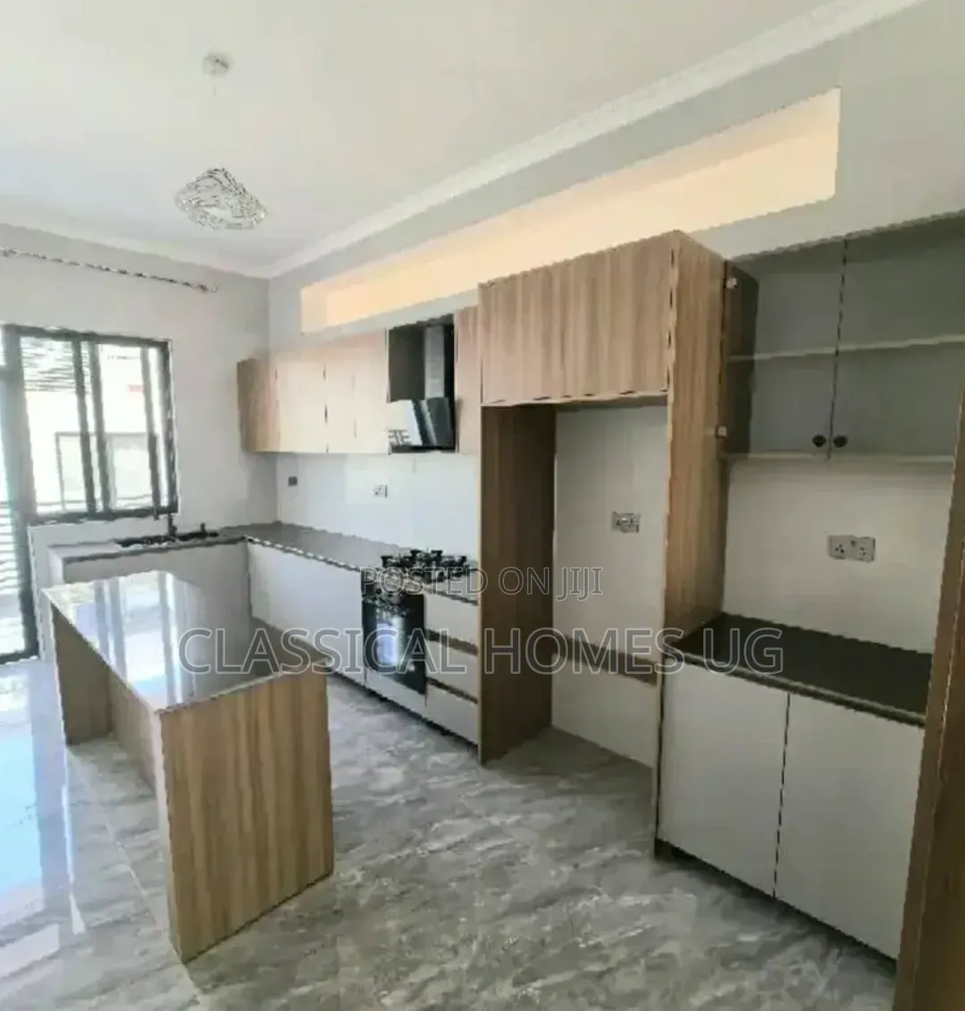 4bdrm Duplex in Lubowa Entebbe Road, Central Division for rent