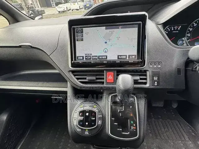 Android Radio System for Noah Esquire Voxy 2014_2018