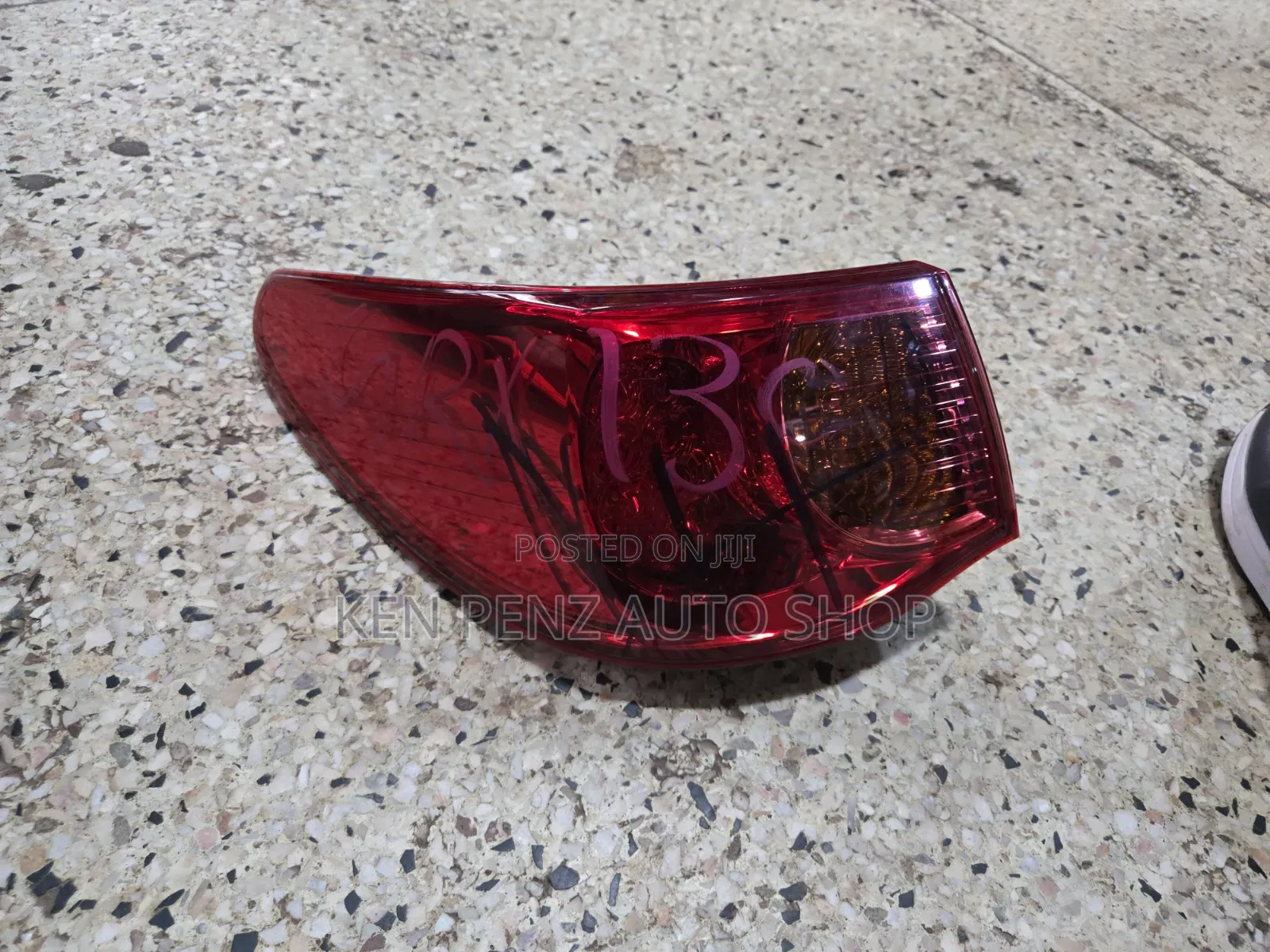 Toyota Mark X 2010 - 2011 Taillamp