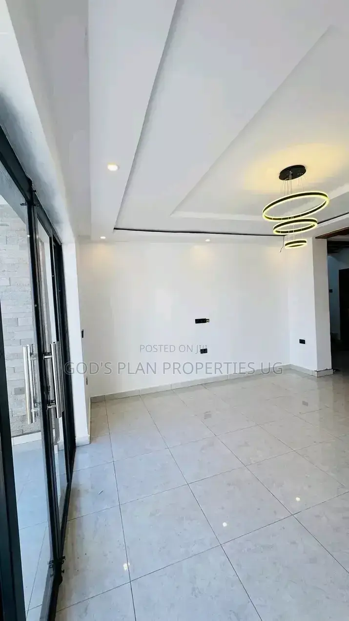 3bdrm Duplex in Buziga Estate, Makindye for rent