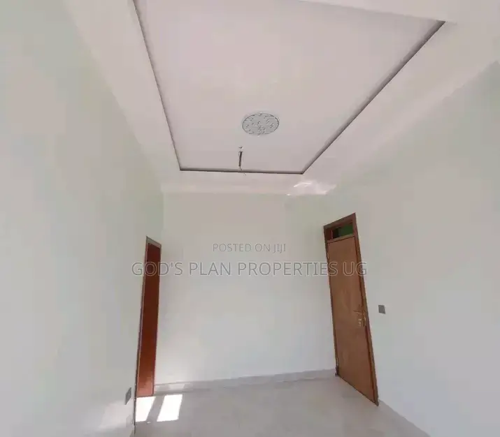3bdrm Duplex in Buziga Estate, Makindye for rent