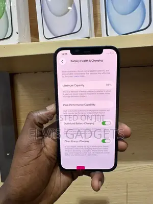 Apple iPhone 13 128 GB Green