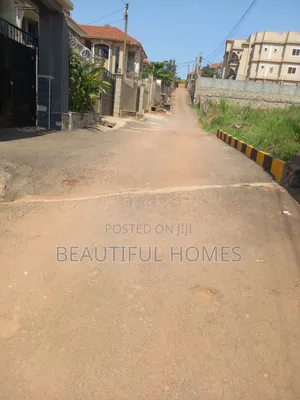Furnished 4bdrm Duplex in Kira Posh Rich for sale