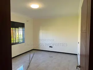 6bdrm Duplex in Lately, Makindye for rent