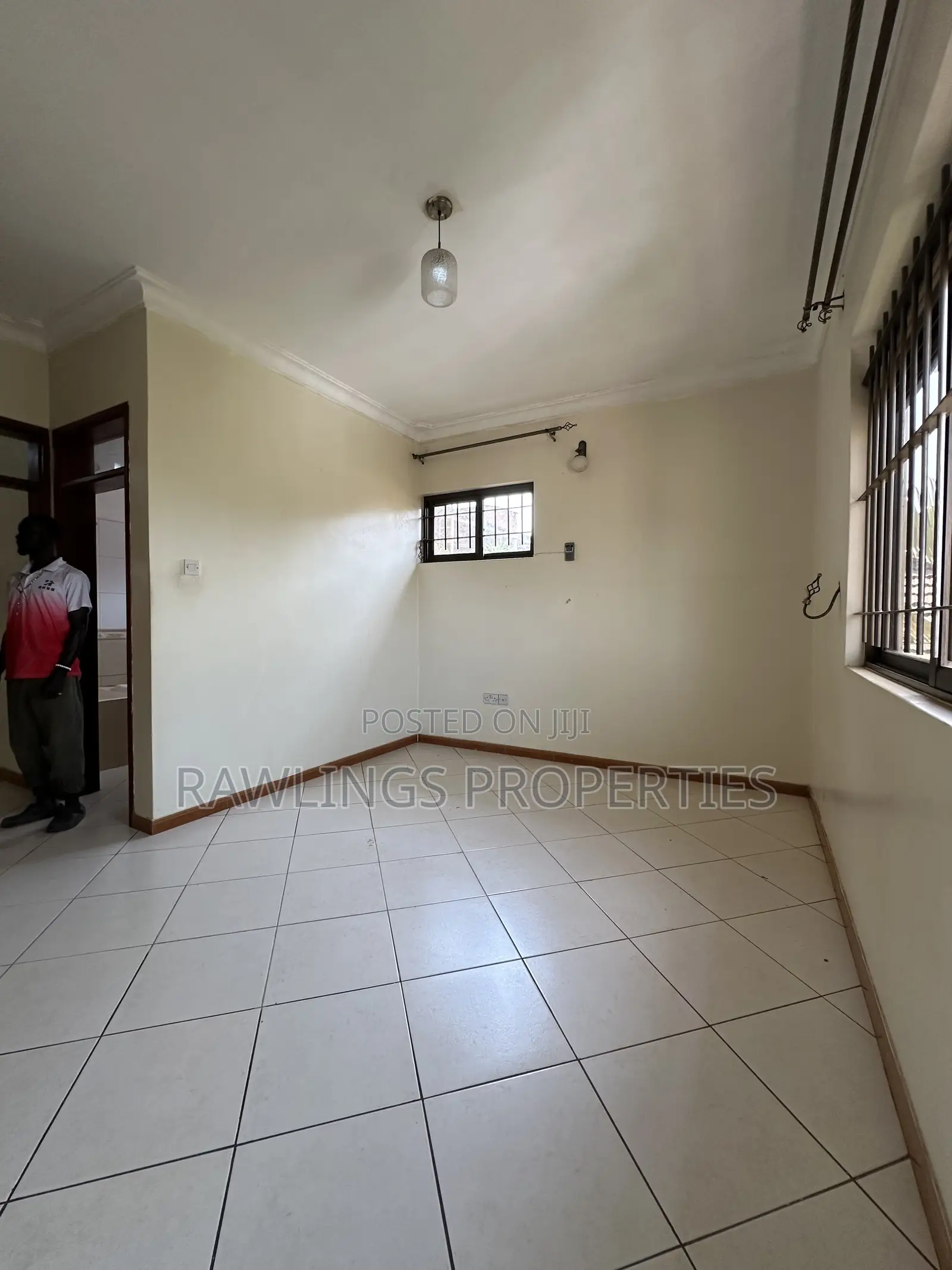 3bdrm Apartment in Kiwafu, Makindye for rent