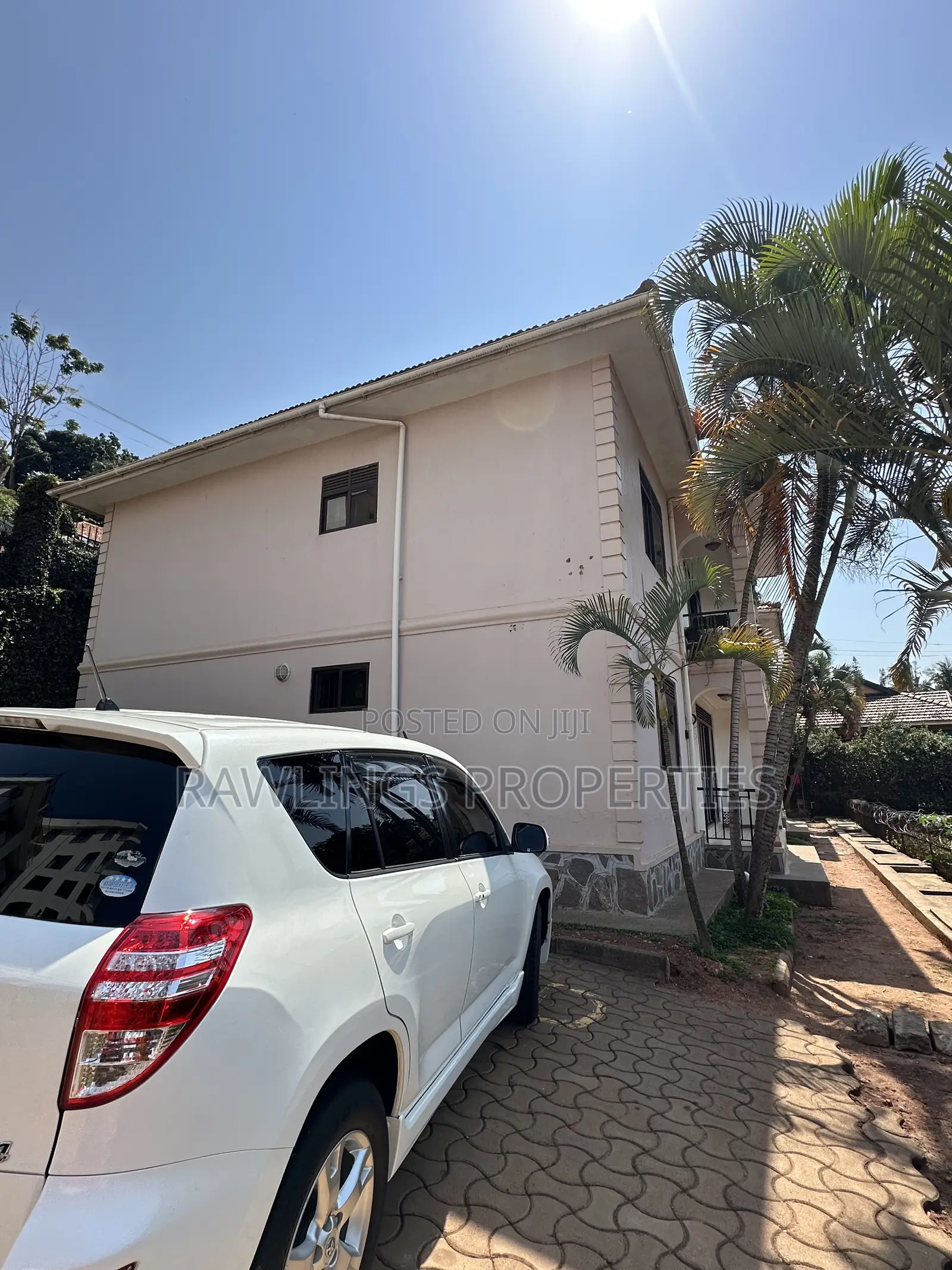 3bdrm Apartment in Kiwafu, Makindye for rent