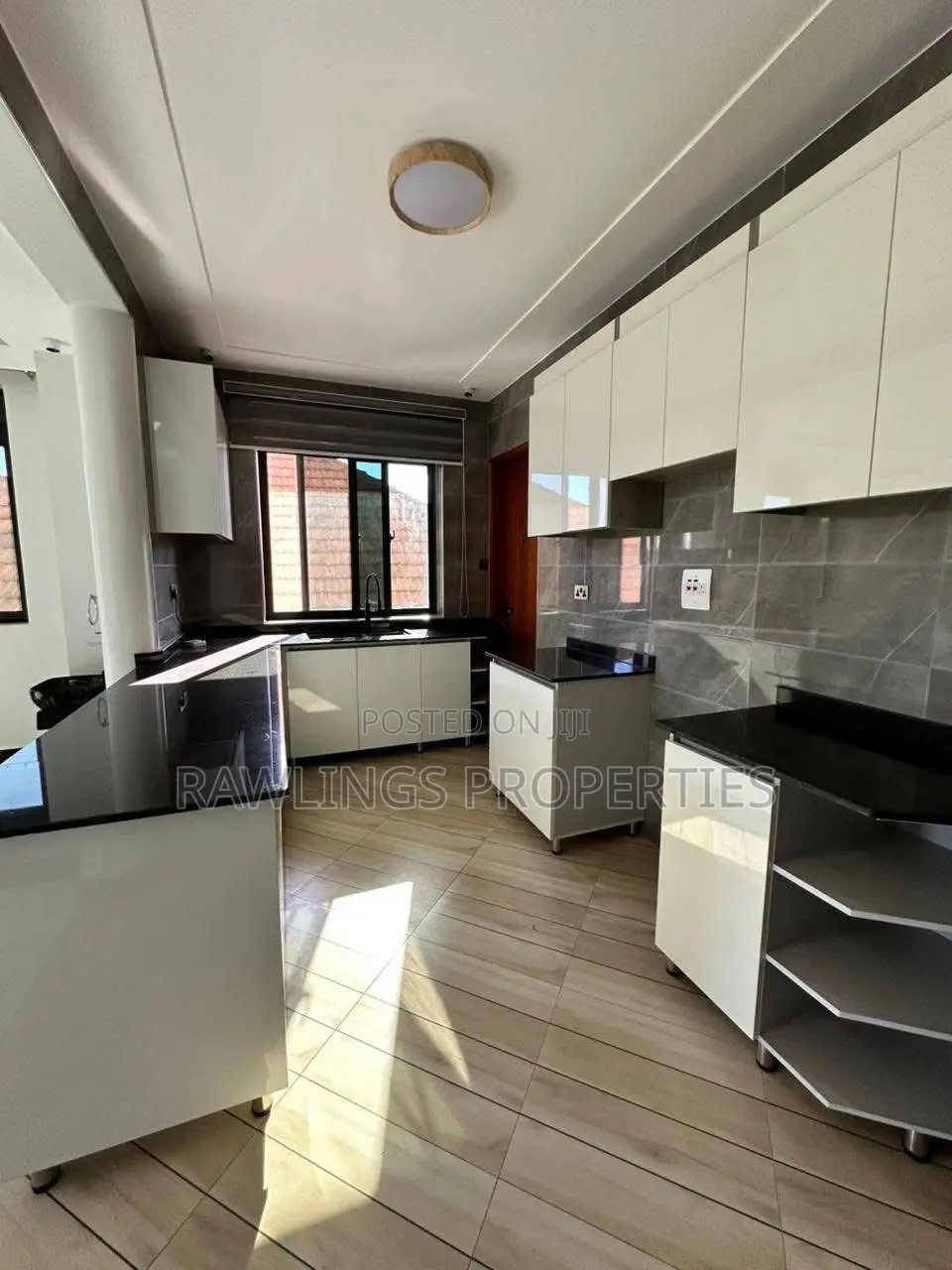 3bdrm Apartment in Bunga Hill, Makindye for rent