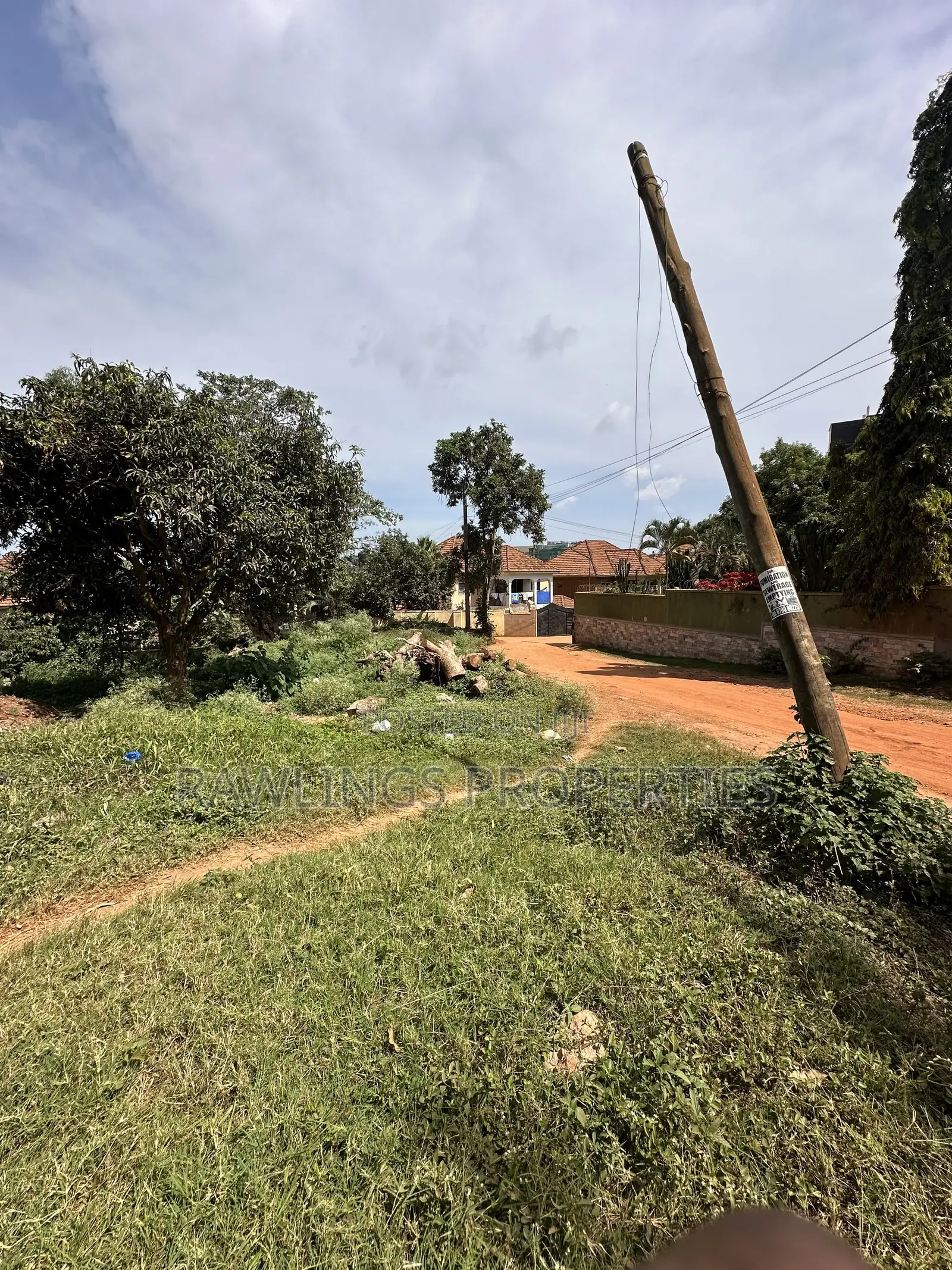 17 Decimal Plot for Sale in Kansanga