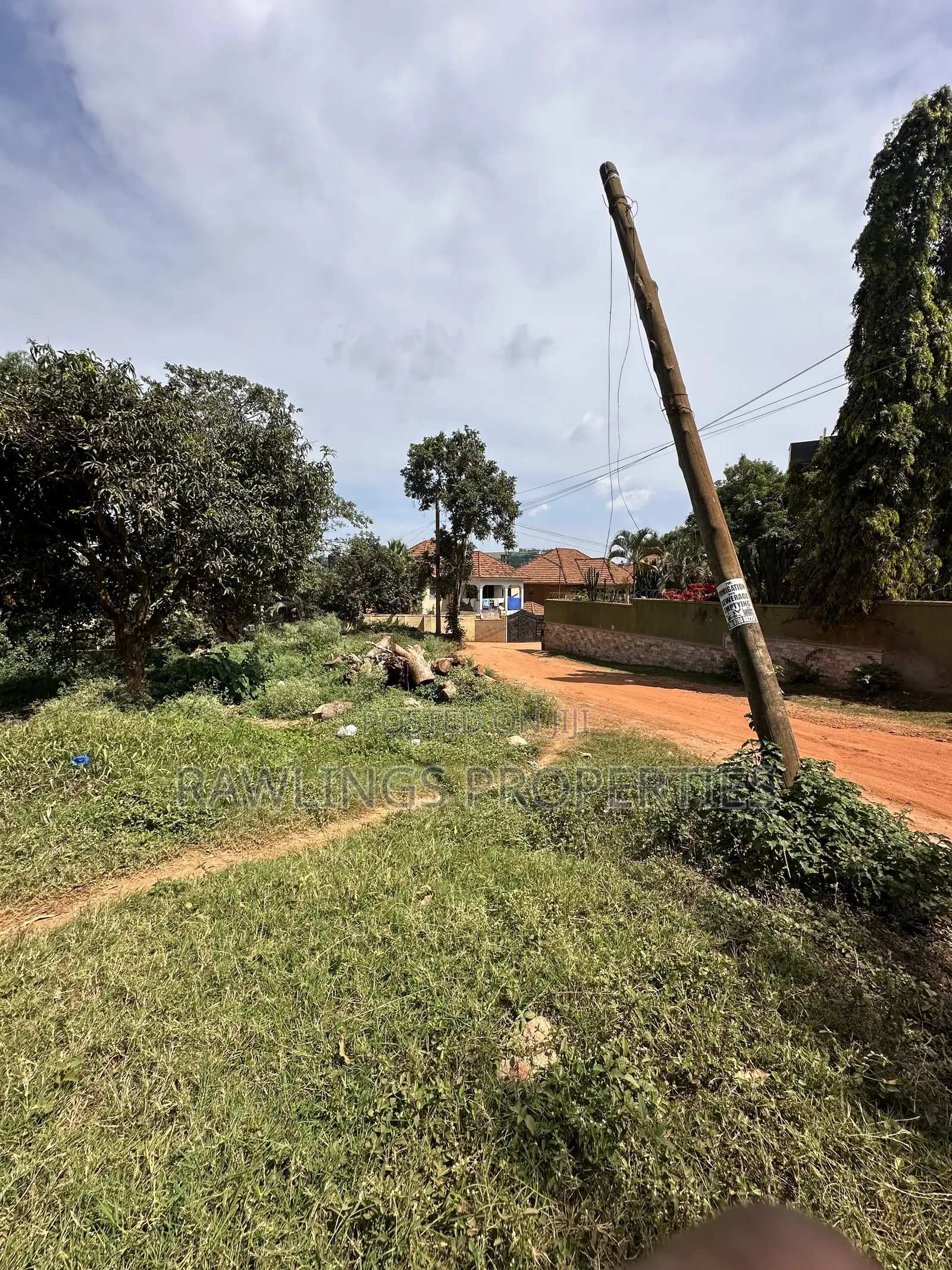 17 Decimal Plot for Sale in Kansanga