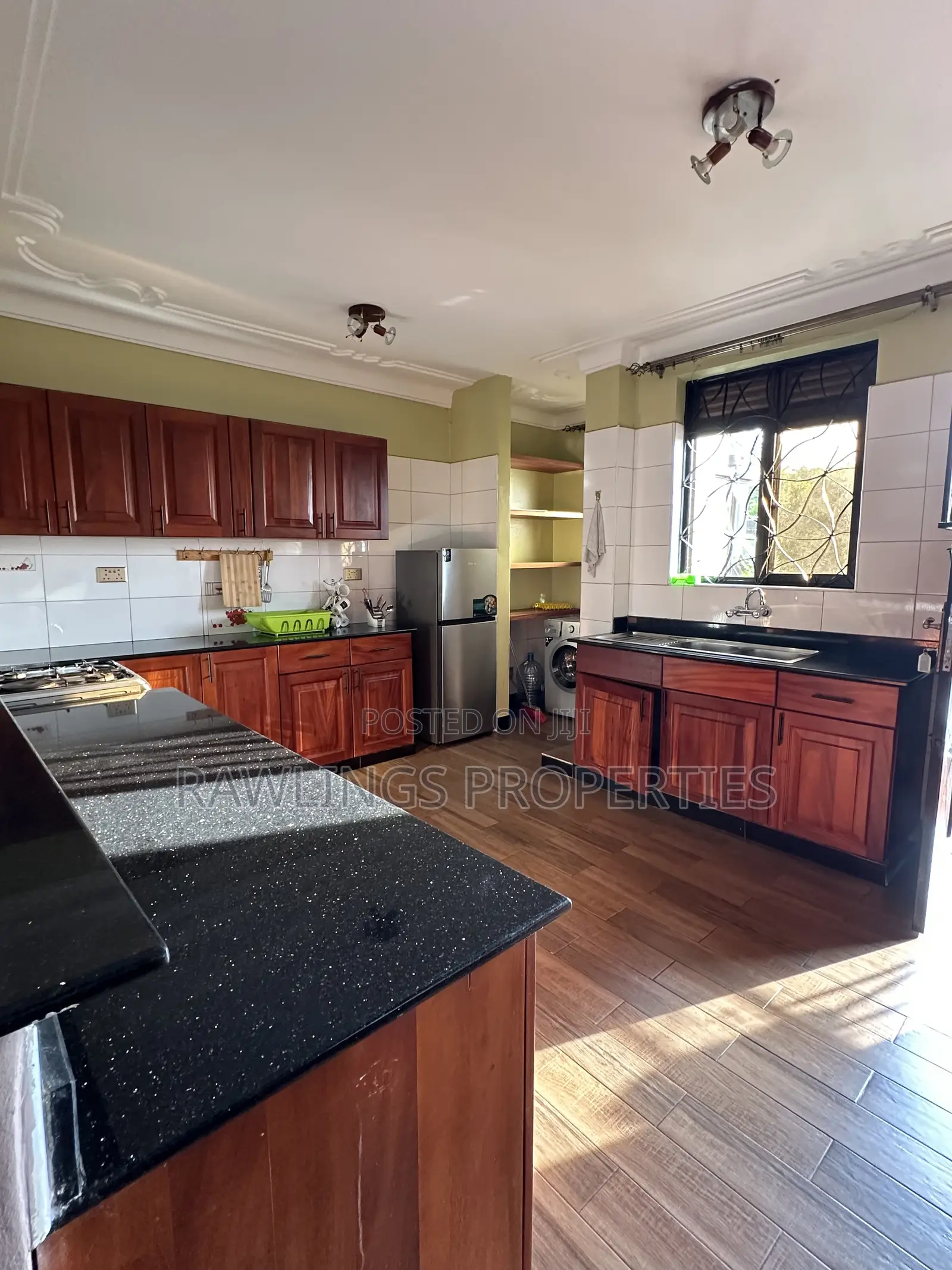 Furnished 3bdrm Apartment in Kizungu, Makindye for rent