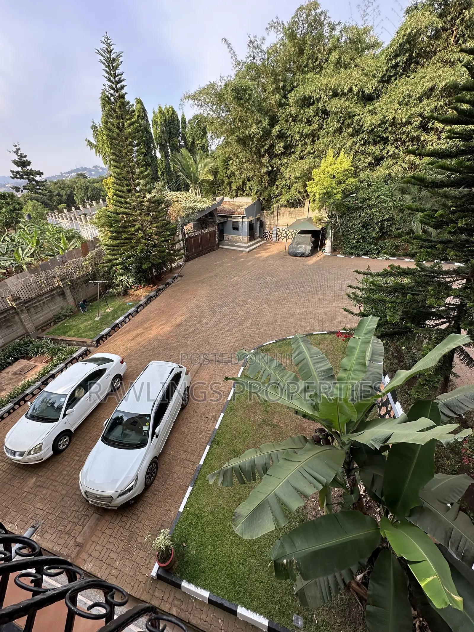 Furnished 3bdrm Apartment in Kizungu, Makindye for rent