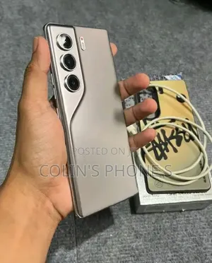 New Tecno Camon 40 Pro 4G 256 GB Gray