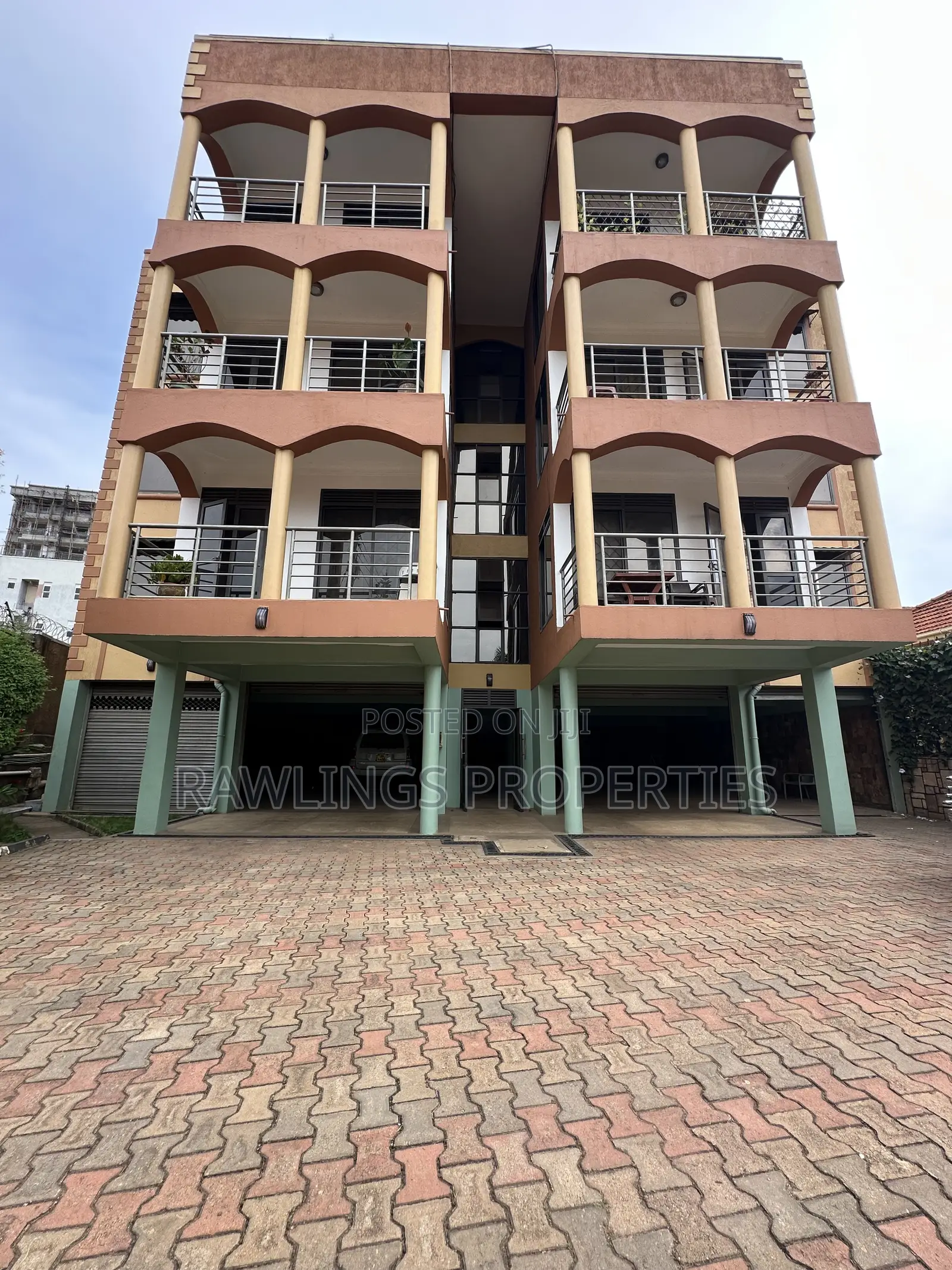 Furnished 3bdrm Apartment in Furnished Estate, Makindye for rent