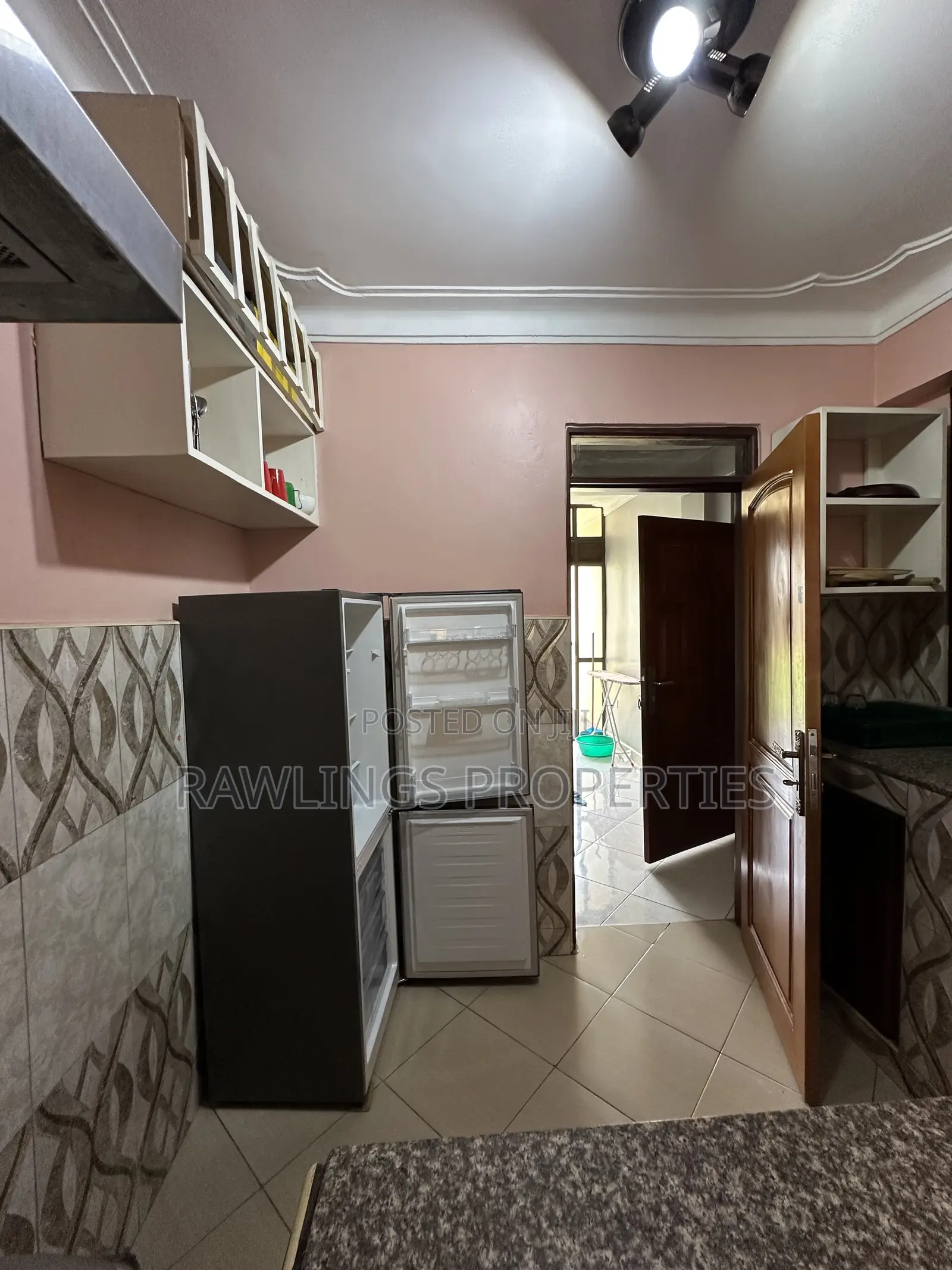 Furnished 3bdrm Apartment in Furnished Estate, Makindye for rent