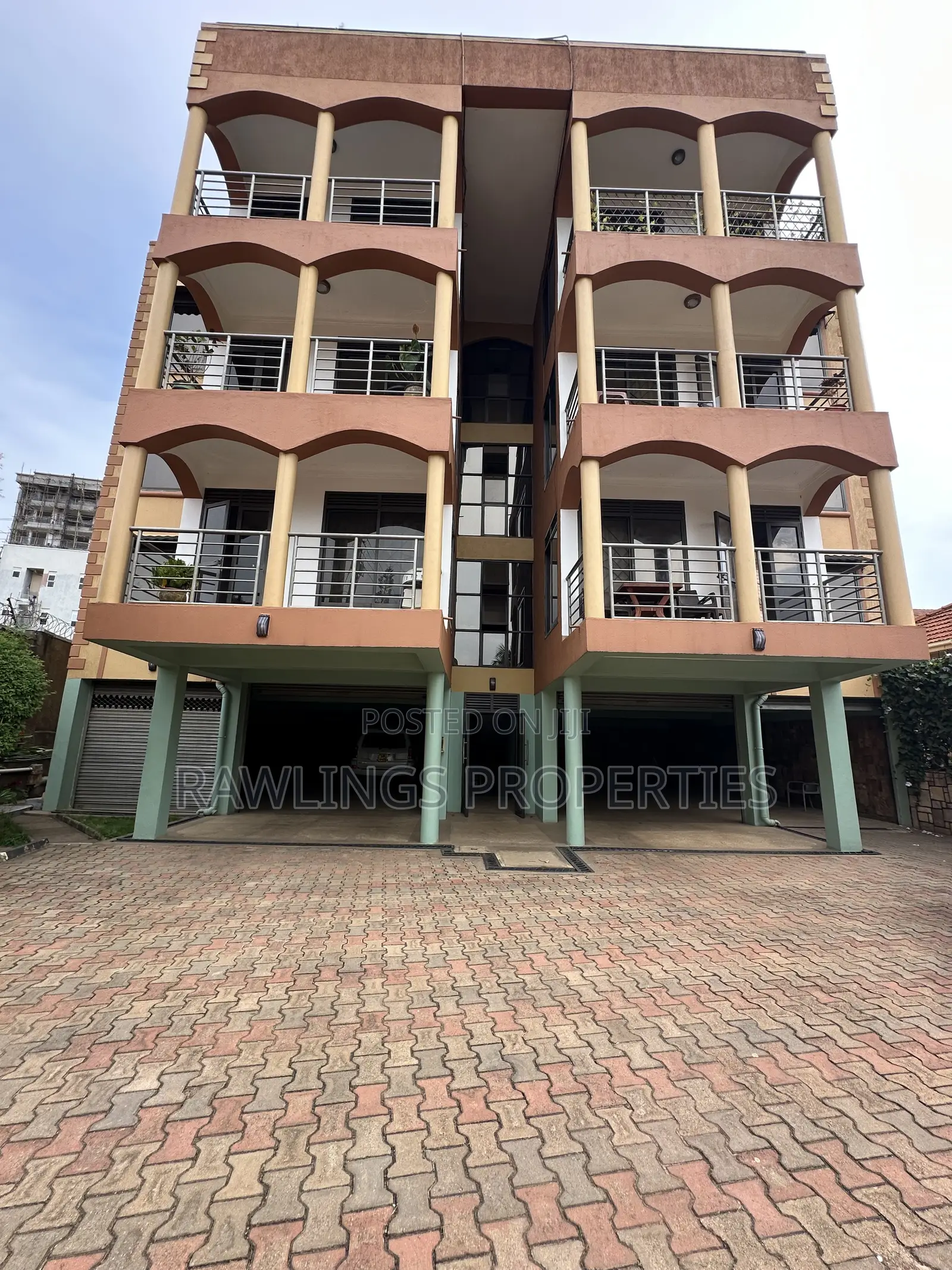Furnished 3bdrm Apartment in Furnished Estate, Makindye for rent