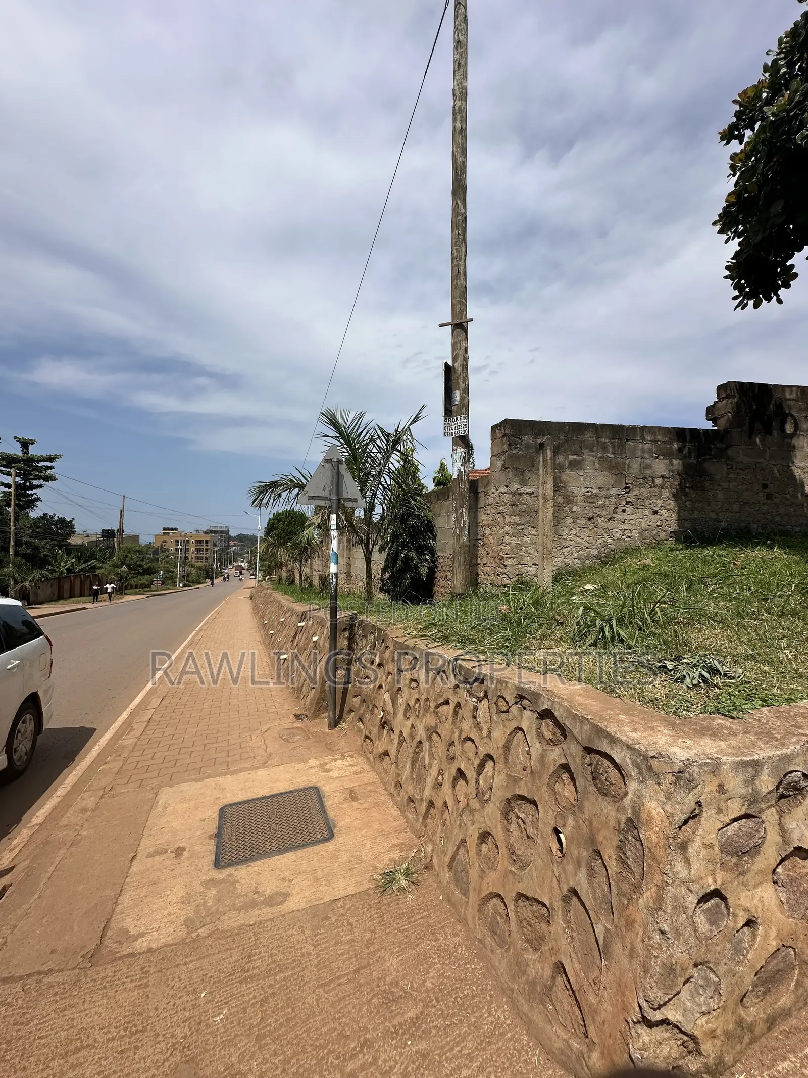 20 Decimal Commercial Plot for Sale in Buziga