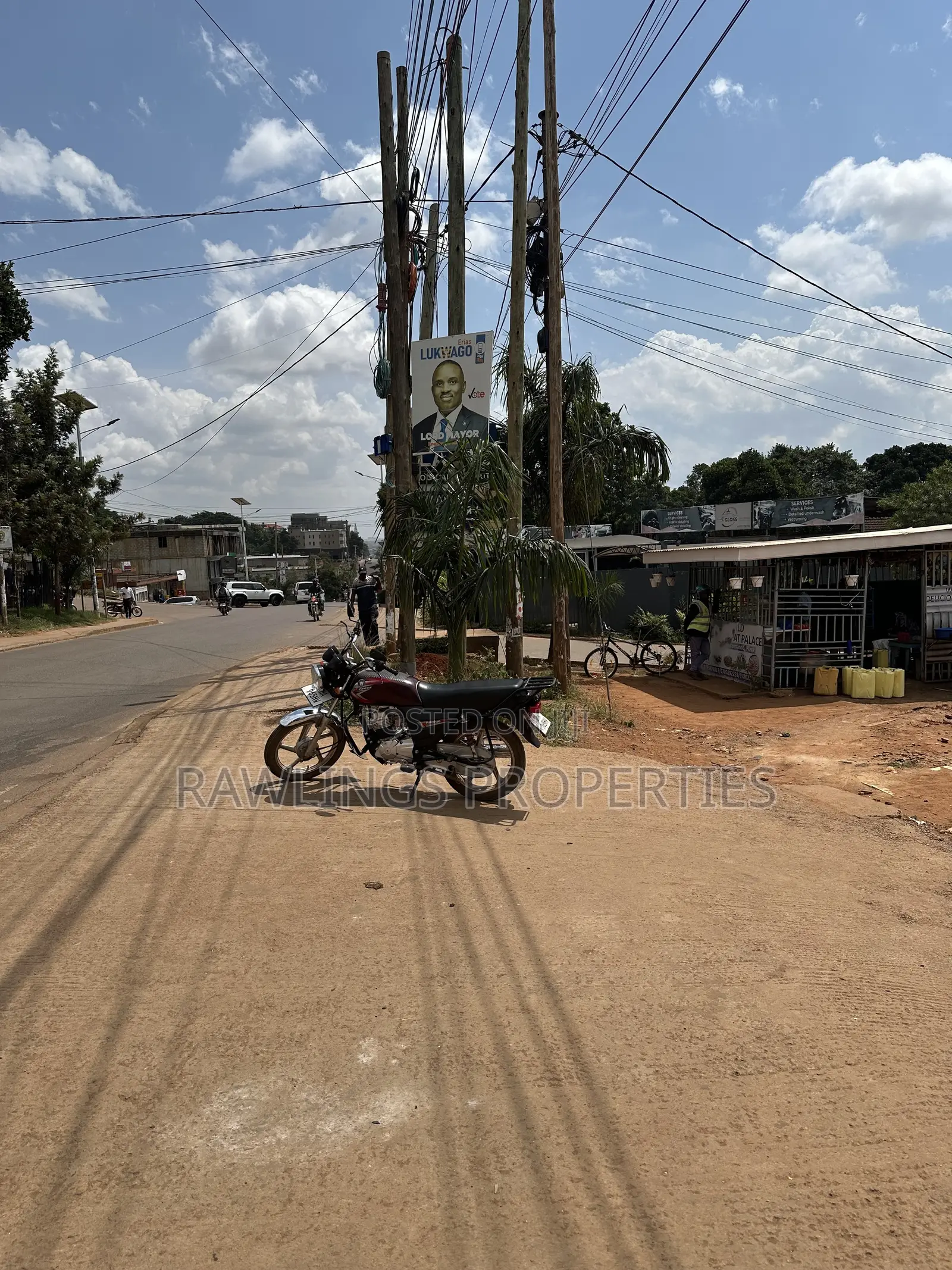 18 Decimal Commercial Corner Plot for Sale in Buziga
