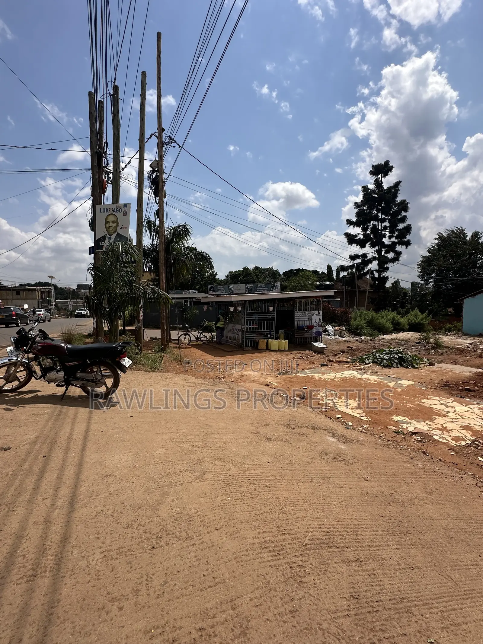 18 Decimal Commercial Corner Plot for Sale in Buziga
