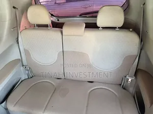 Toyota Porte 2007 Silver