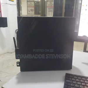 Desktop Computer Dell OptiPlex 3050 8GB Intel Core i5 HDD 500GB