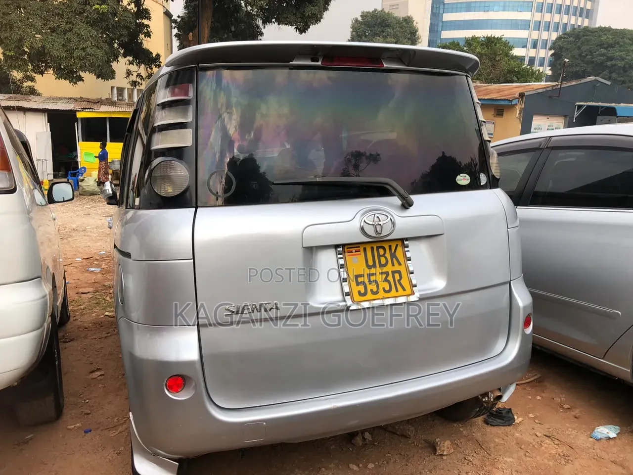 Toyota Sienta 2007 Silver