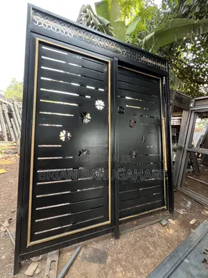 Single Sliding Door