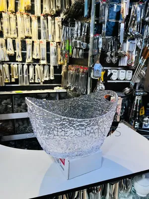 Textured Heavy-Duty Acrylic Ice Bucket