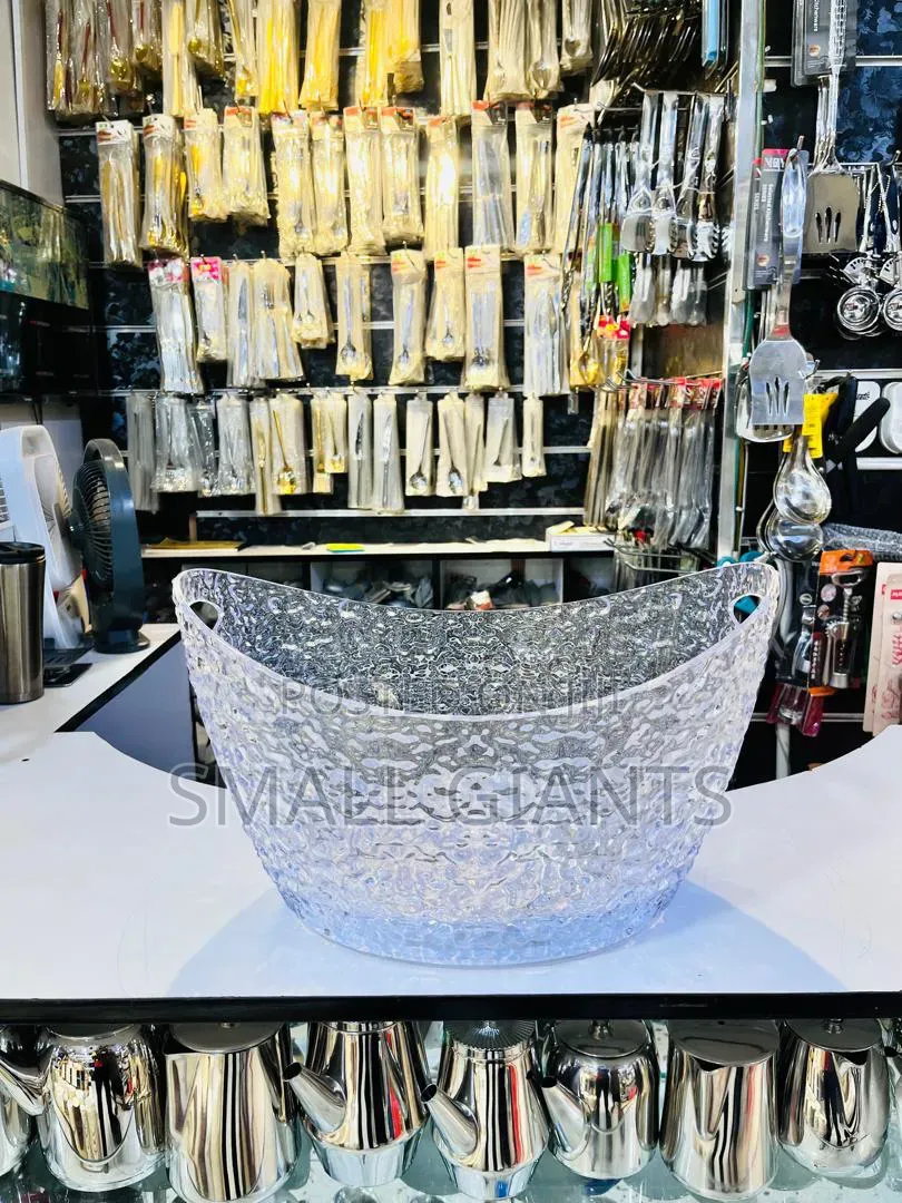 Textured Heavy-Duty Acrylic Ice Bucket