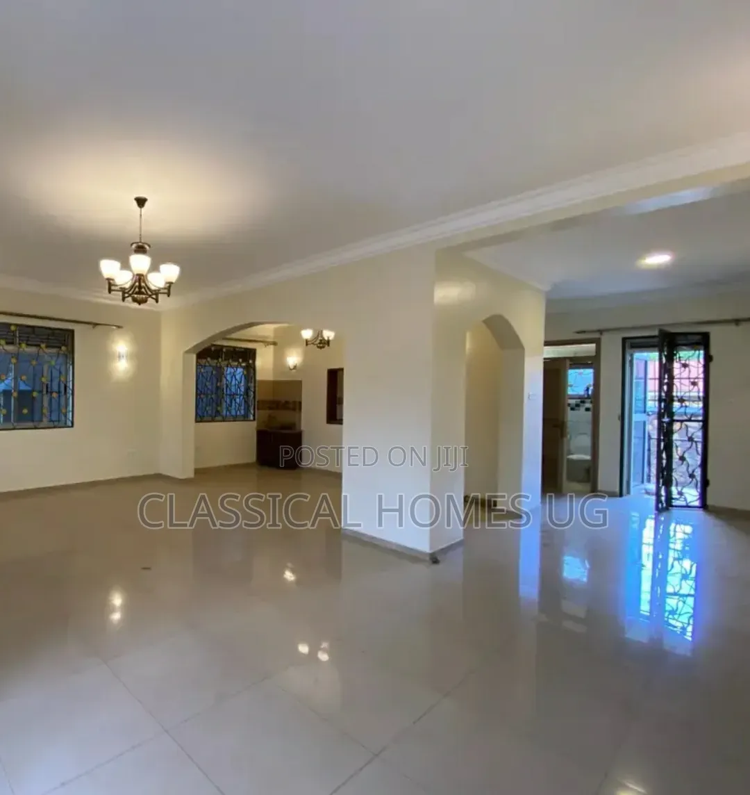 4bdrm Duplex in Muyenga, Central Division for rent