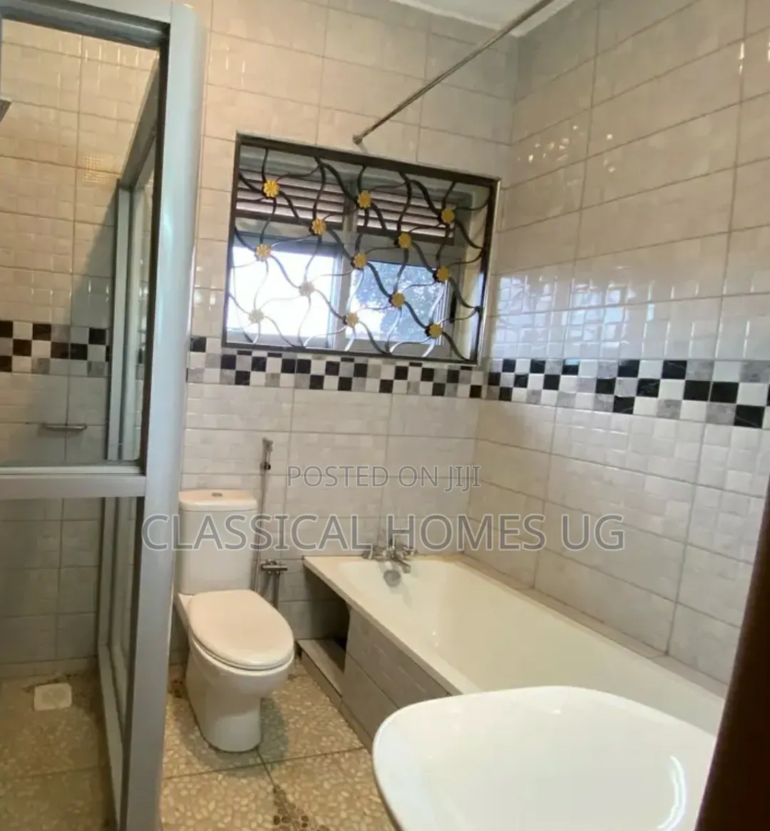 4bdrm Duplex in Muyenga, Central Division for rent