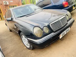 Mercedes-Benz E320 2002 Black