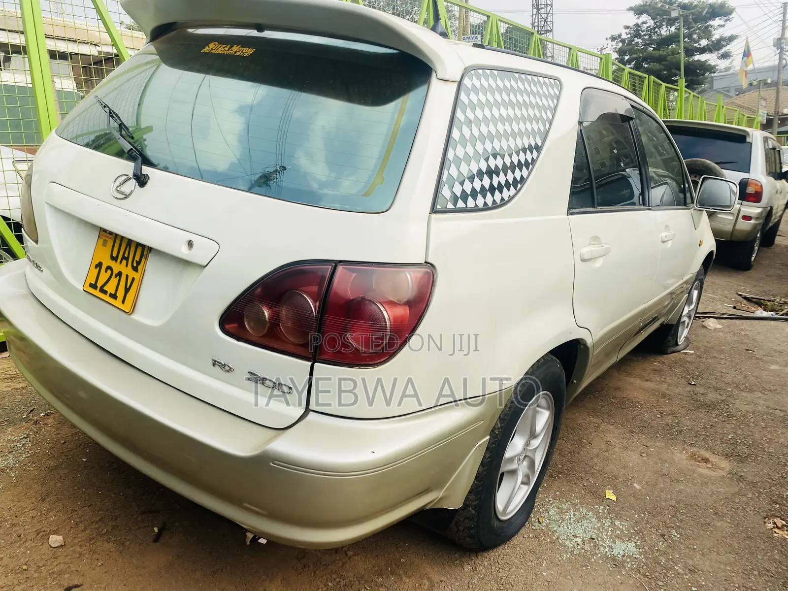 Toyota Harrier 3.0 V6 2002 White