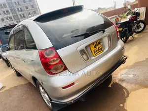 Toyota Nadia 2.0 135hp FWD 1999 Silver