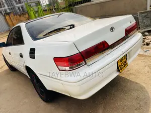Toyota Mark II 2.0 RWD 1997 White