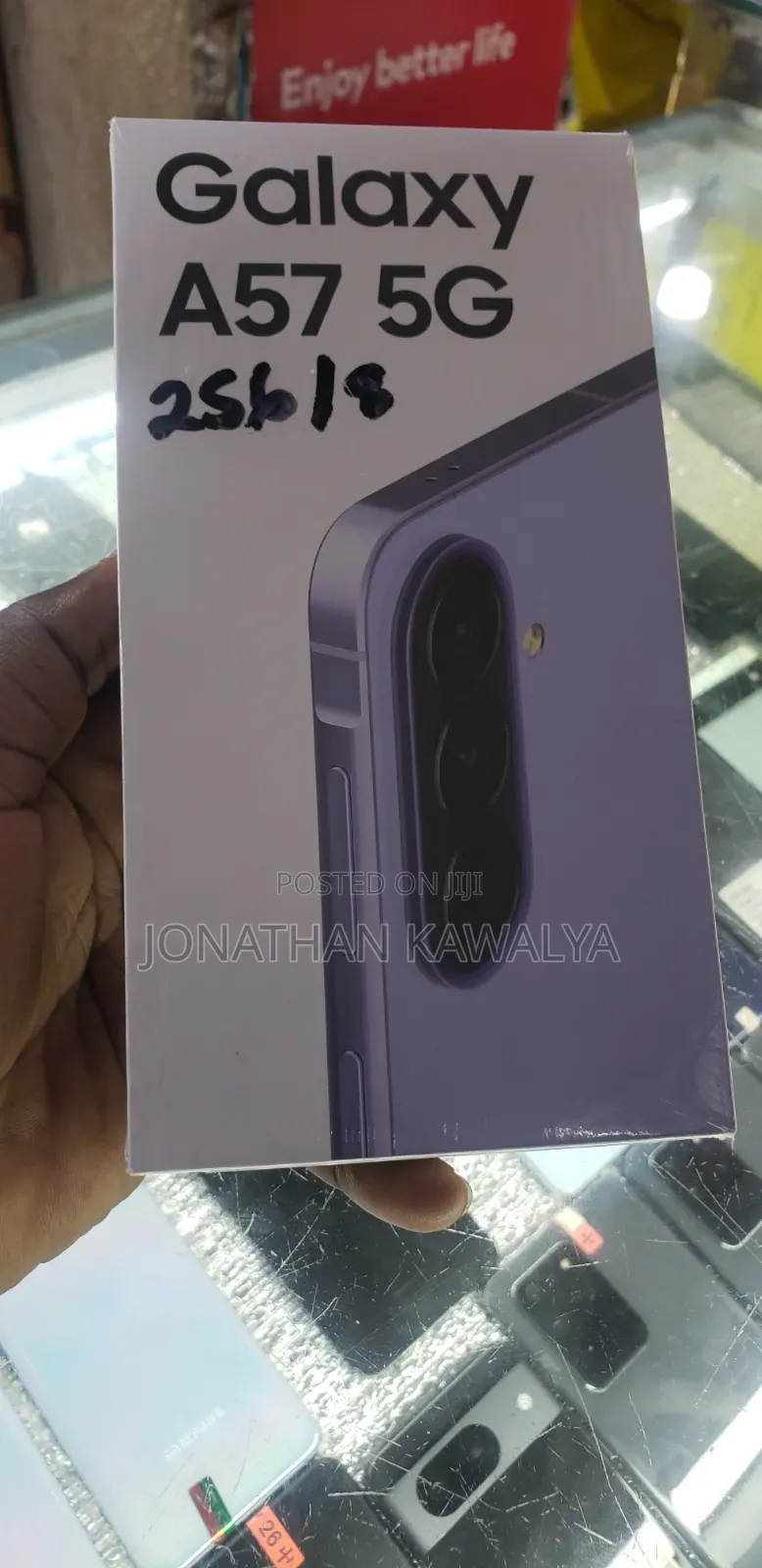 New Samsung Galaxy A57 128 GB Green