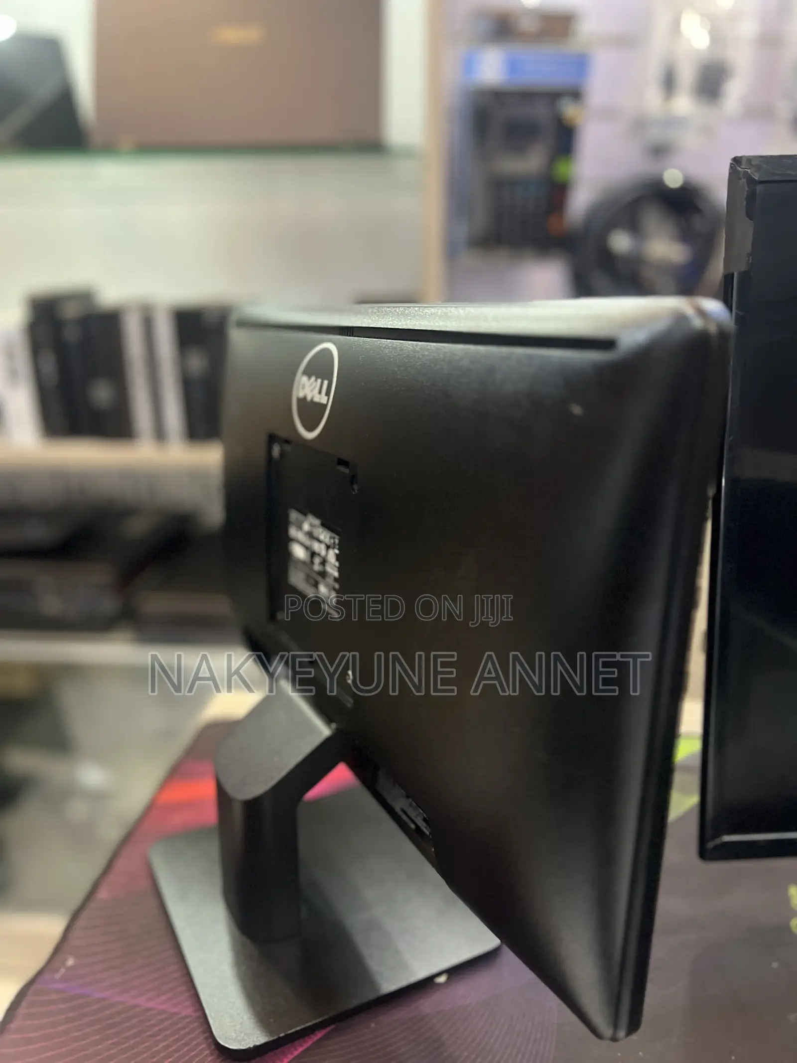 19 Inch Wide Dell Monitor