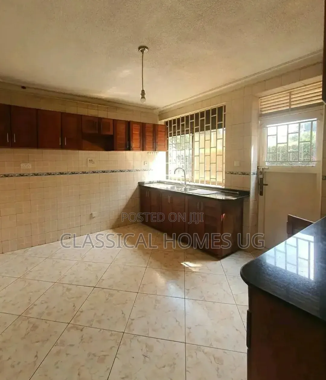 4bdrm Duplex in Naalya, Central Division for rent
