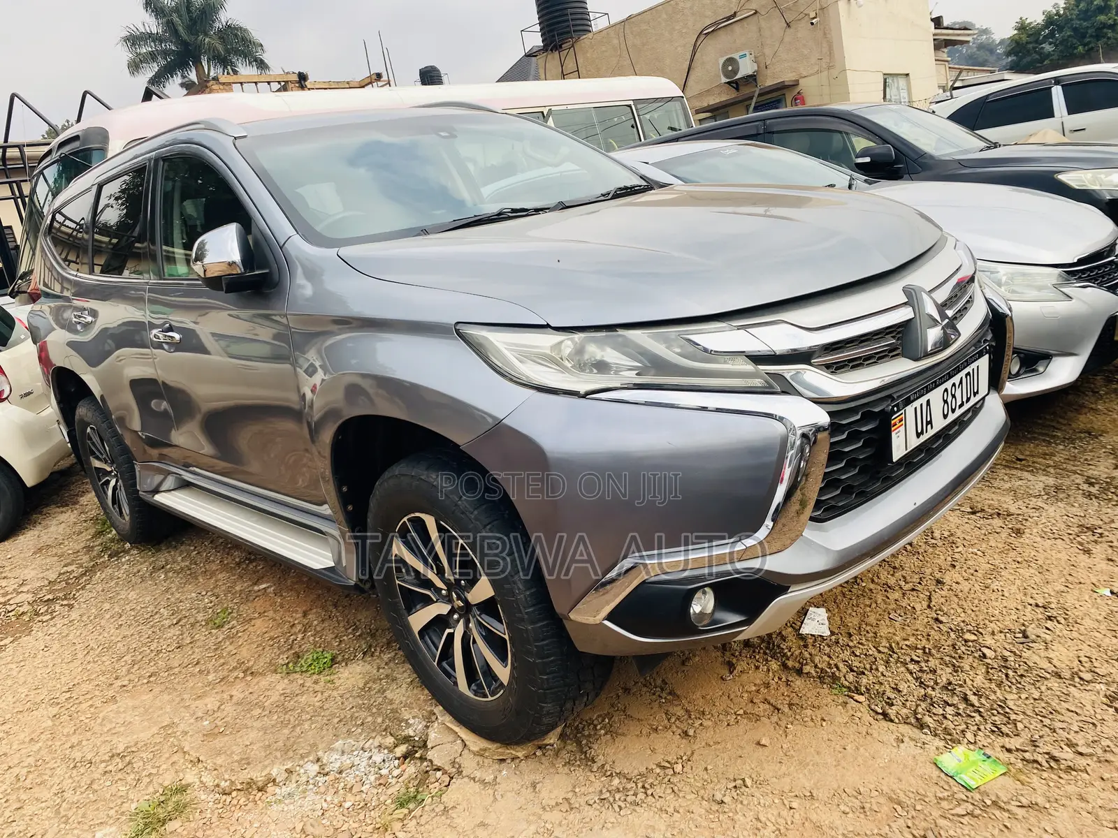 Mitsubishi Pajero Sport 2016 Gray