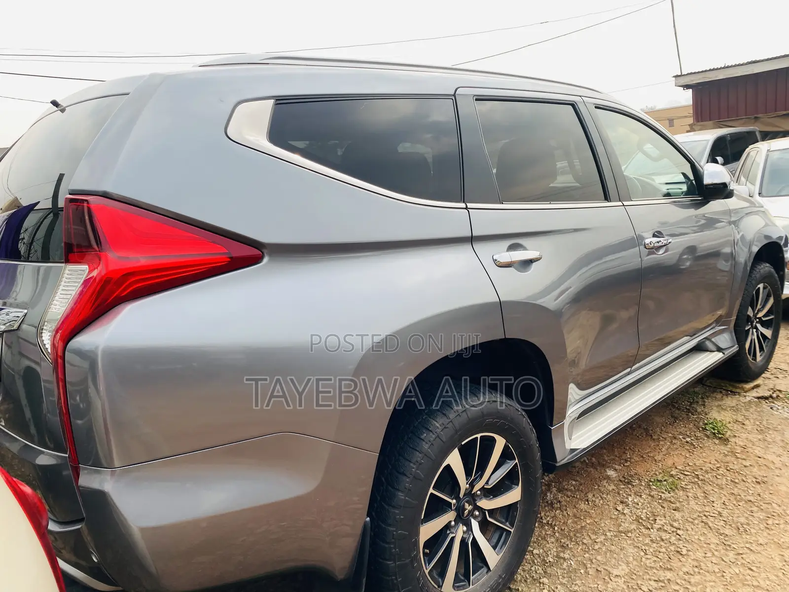 Mitsubishi Pajero Sport 2016 Gray
