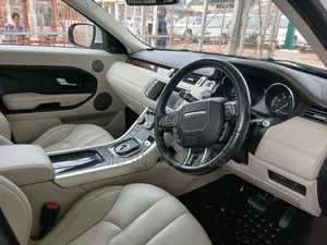 Land Rover Range Rover 2012 White