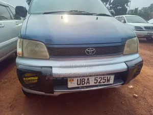 Toyota TownAce Noah 1998 Blue